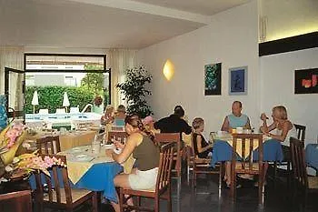 Apartahotel Carinzia Lignano Sabbiadoro