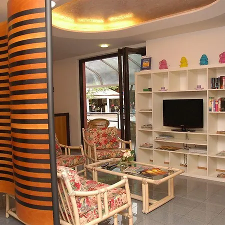Apartahotel Carinzia 3*